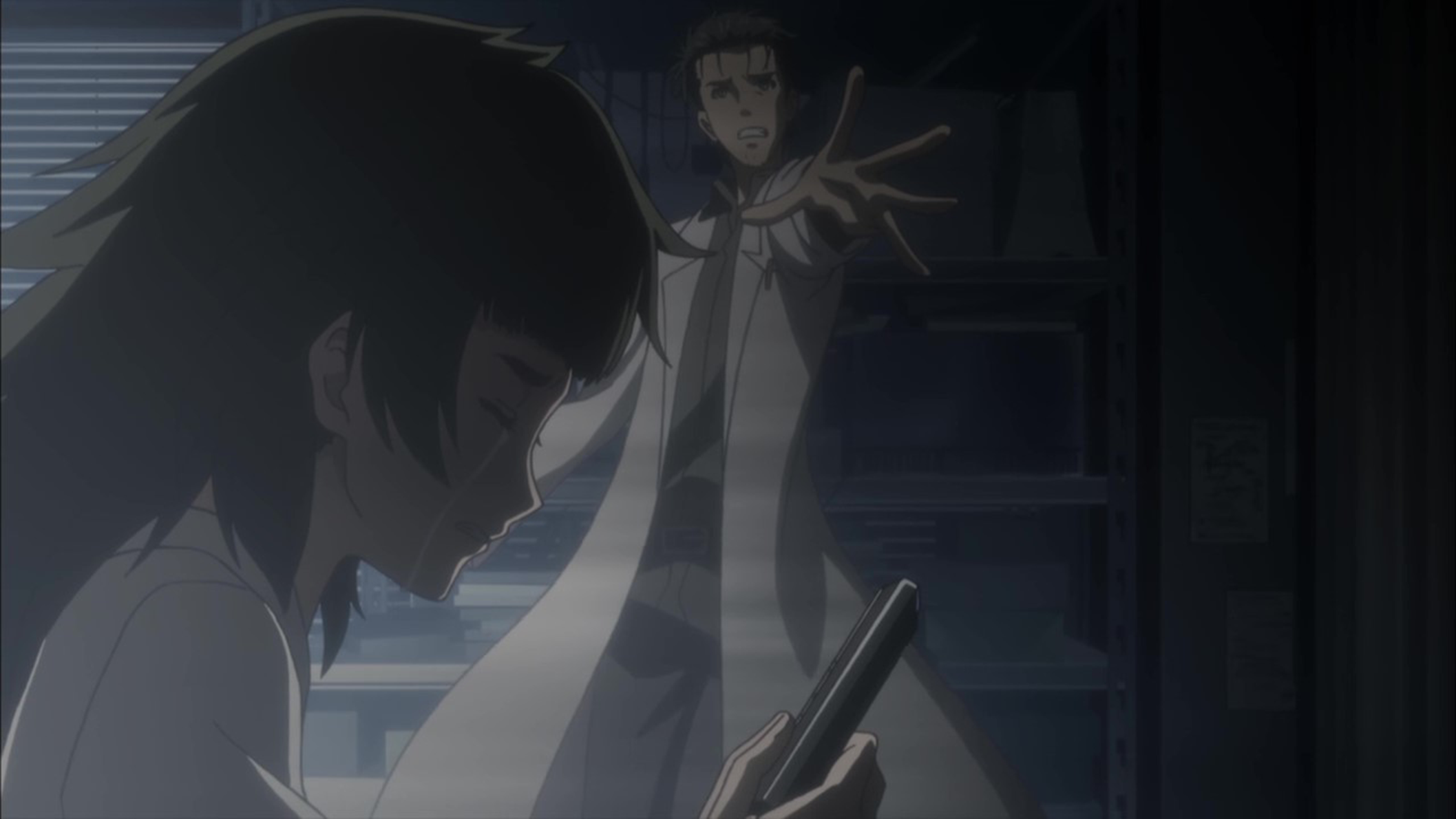 Okabe et Maho Hiyajo disent adieu à Amadeus Kurisu (Episode 22)